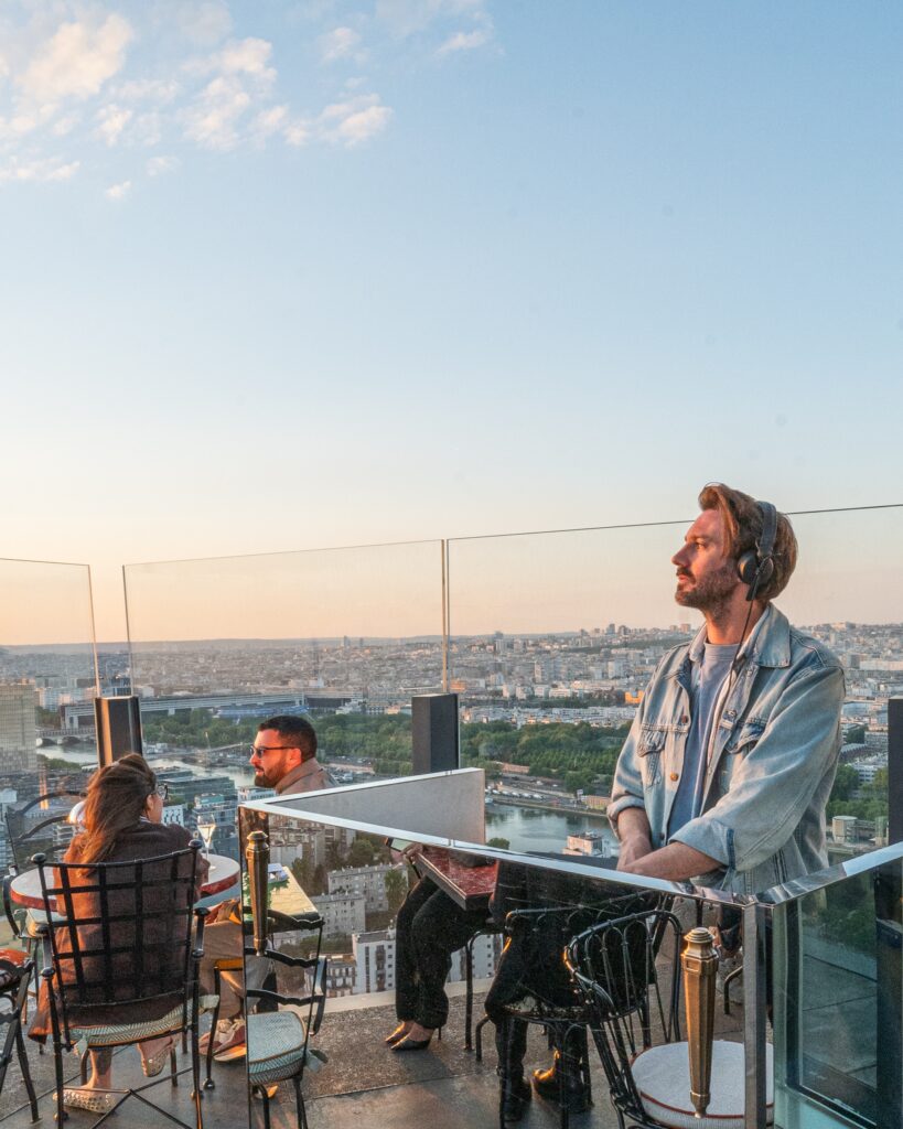 DJ Mickael Feldman at rooftop TOO TacTac Paris