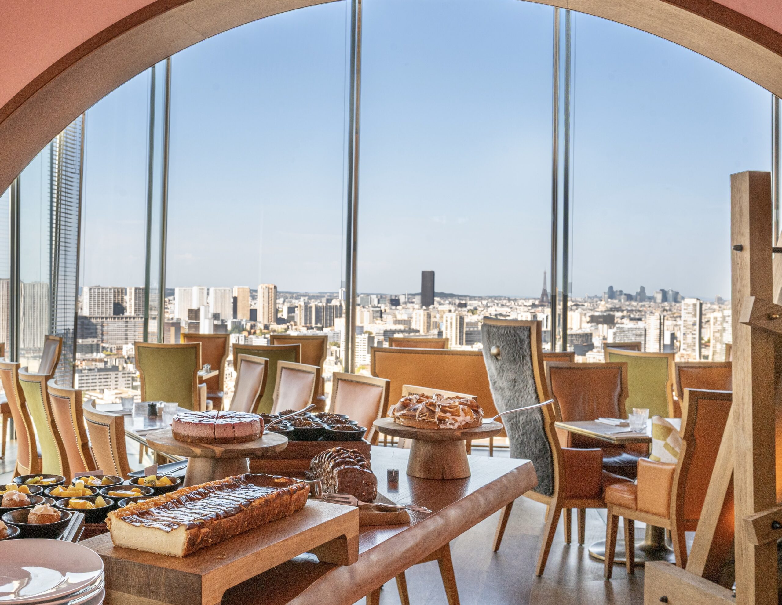 Panoramic brunch at the TOO Restaurant