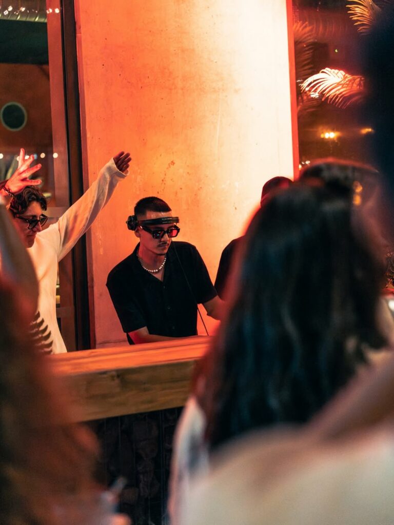 DJ PALAZ
