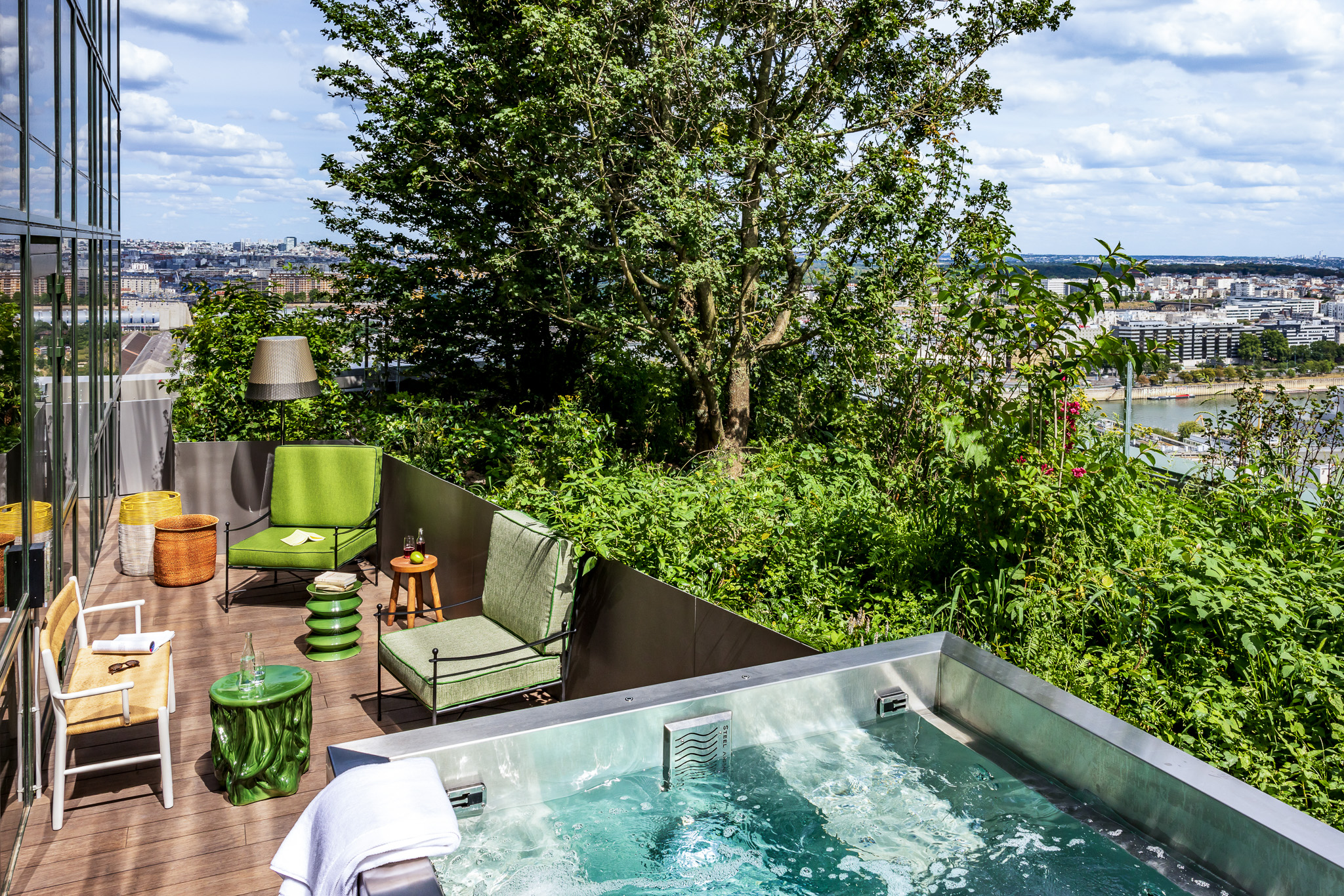 TOO_Chill_Spa_Jacuzzi